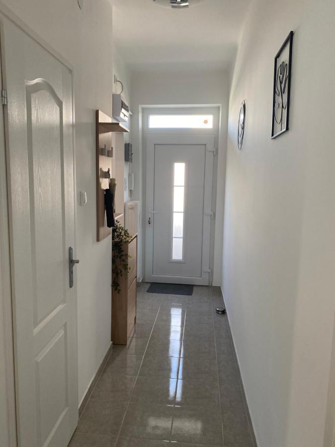 Katica Apartman Gyor Luaran gambar