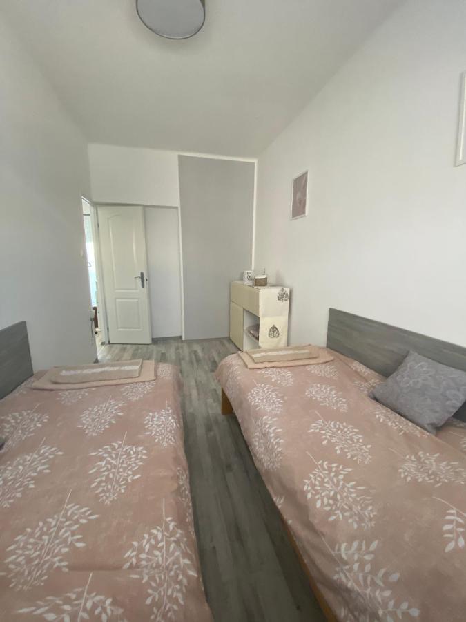 Katica Apartman Gyor Luaran gambar